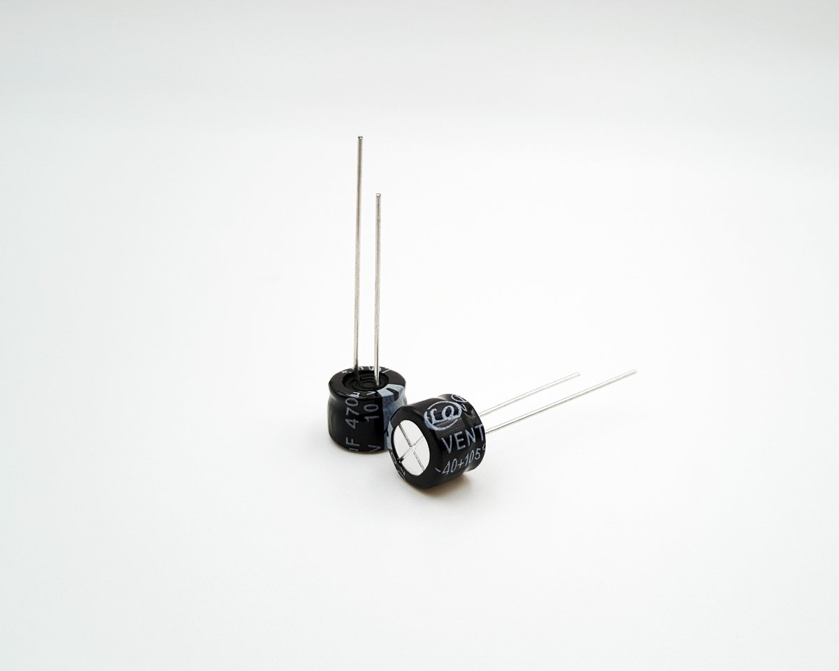 С͵470uF 10V